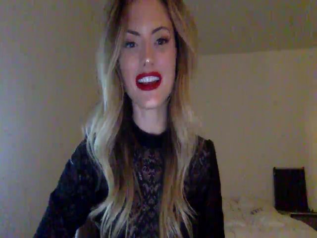 Live sex webcam photo for Fire_Sign1 #270602502