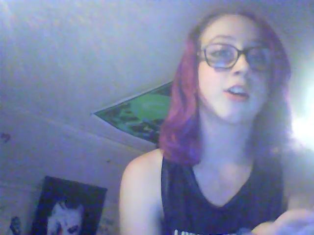 Live sex webcam photo for LovelyLucy8 #270636173