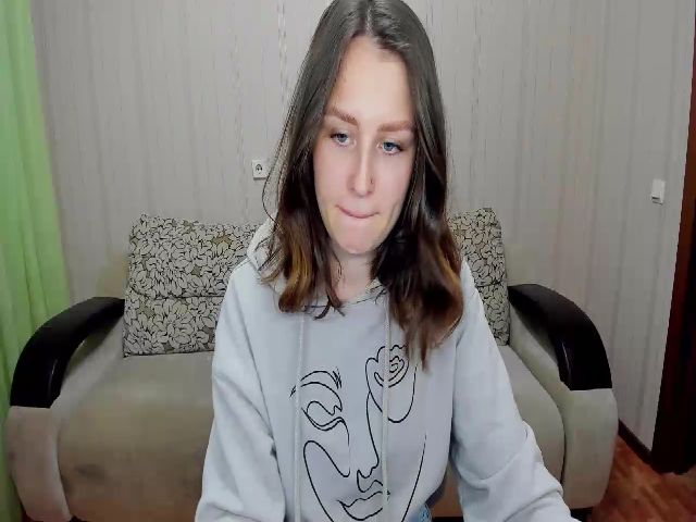 Live sex webcam photo for AudreyPink #270693496