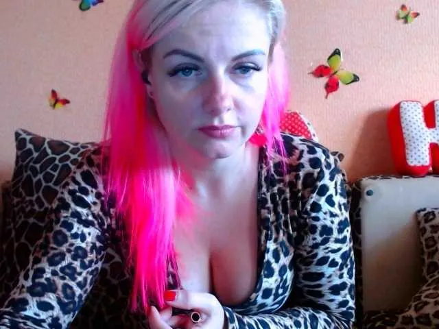 Live sex webcam photo for melek-7250 #270824592