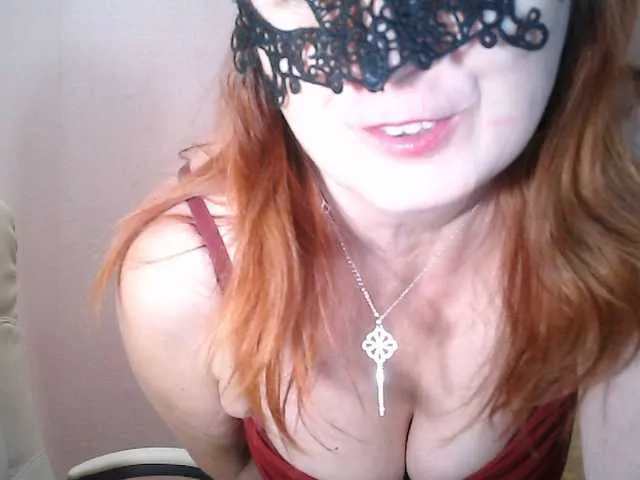 Live sex webcam photo for leeloofire #270818766