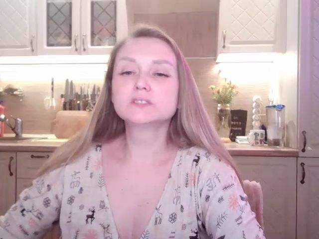 Live sex webcam photo for JaneGrey111 #270820253