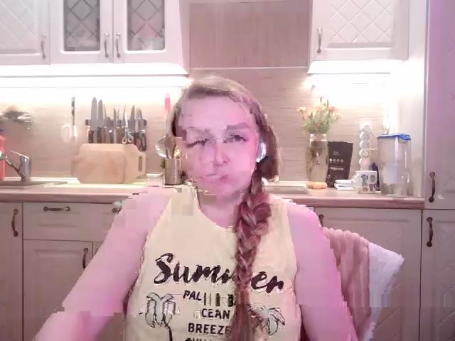 Live sex webcam photo for JaneGrey111 #270822891