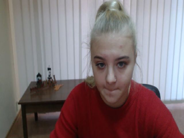 Live sex webcam photo for KalipsoHun #270818053