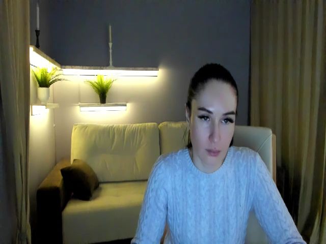 Live sex webcam photo for Lilly_Shine #270816793