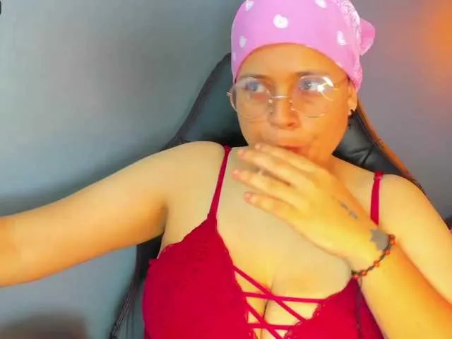 Live sex webcam photo for Sam-coner #270811707