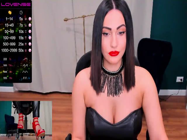 Live sex webcam photo for MistressAlpha #270826411