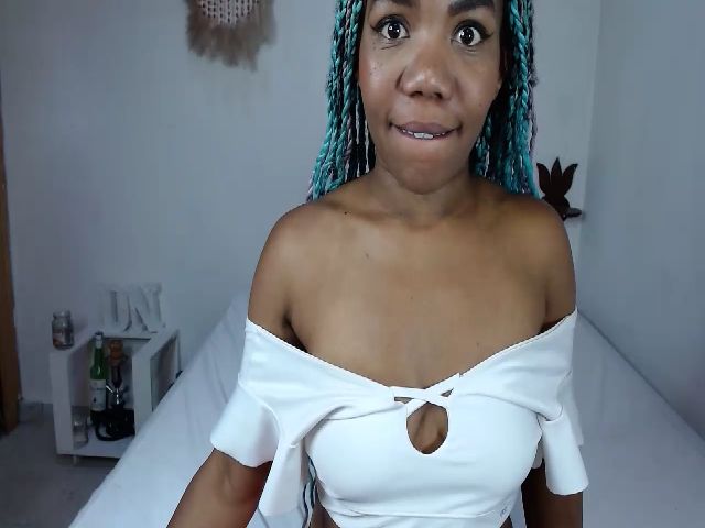 Live sex webcam photo for Aislinnfire #270827077