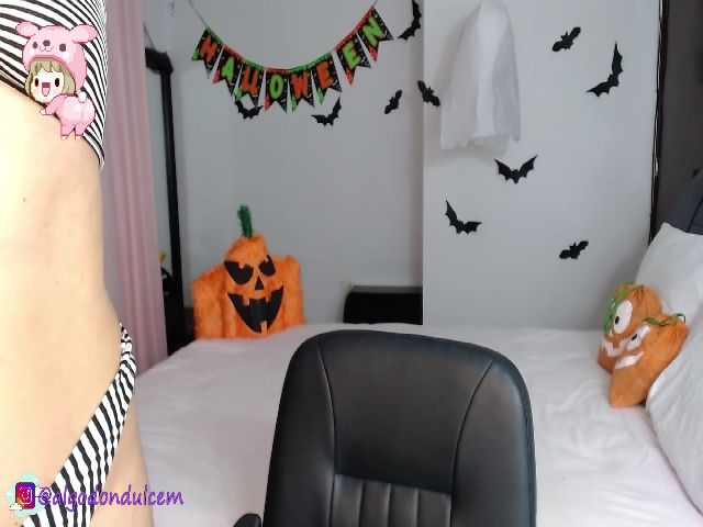 Live sex webcam photo for Em_aa #270813018