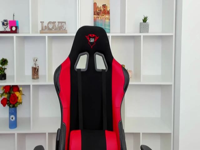 Live sex webcam photo for Kasandra_Dom #270813813