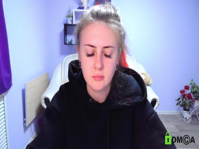 Live sex webcam photo for PrincesSnake #270816631