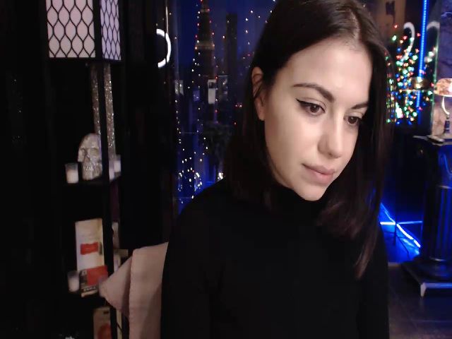 Live sex webcam photo for sunn_o #270814682