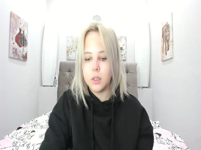 Live sex webcam photo for Helokit #270814090