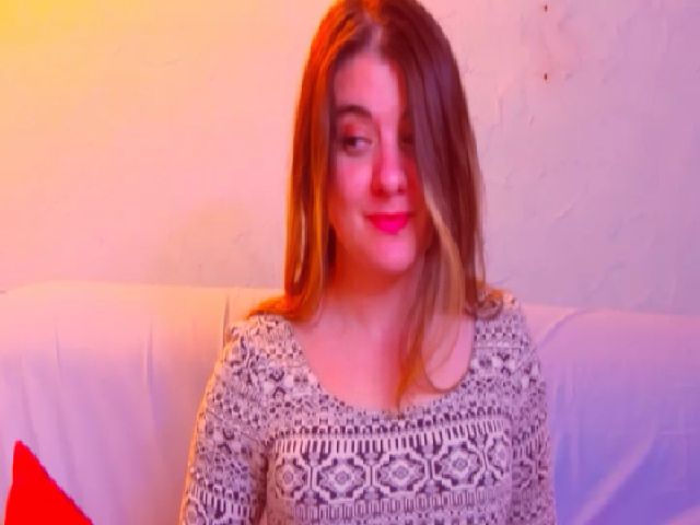 Live sex webcam photo for Kellsie #270822428