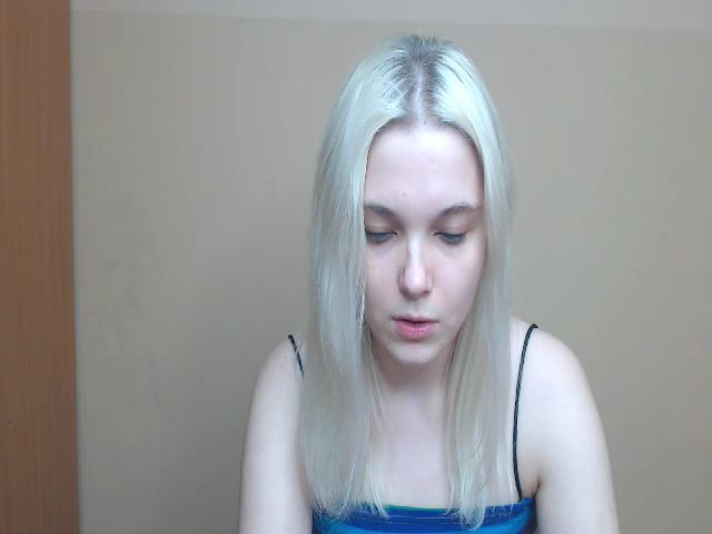 Live sex webcam photo for Liliagold #270821551