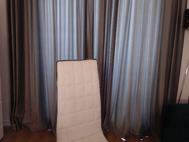 Live sex webcam photo for Rose4Lucy #270816834