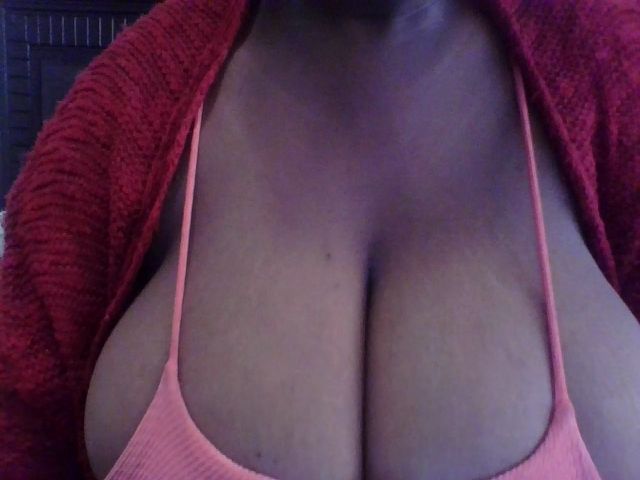 Live sex webcam photo for TheMajestibbb #270816653