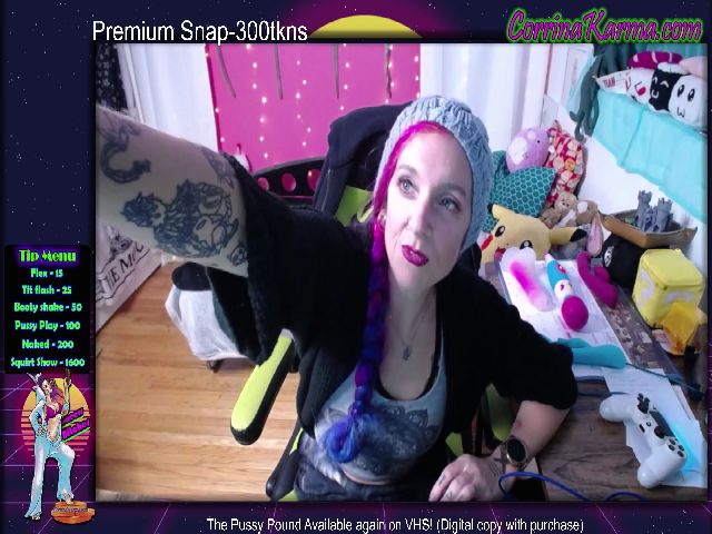 Live sex webcam photo for CorrinaKarma #270810218