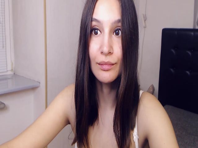 Live sex webcam photo for Asoll77 #270816654