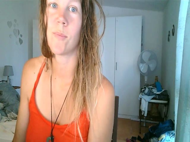 Live sex webcam photo for CallMeMaria #270816580