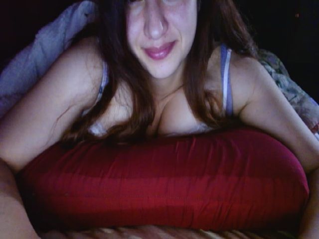 Live sex webcam photo for PameHeaven #270812504