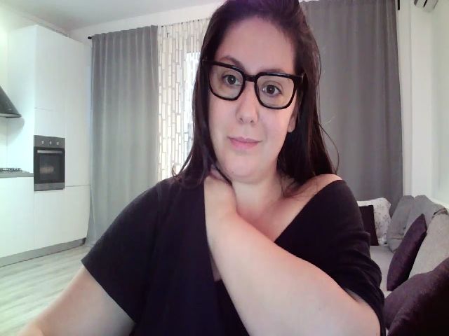 Live sex webcam photo for SILKYWOMAN #270821786