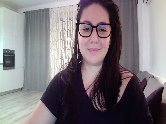 Live sex webcam photo for SILKYWOMAN #270825851