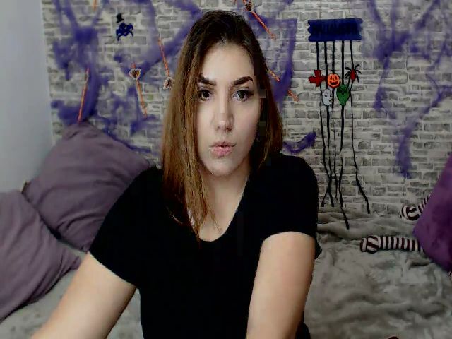 Live sex webcam photo for DellaRice #270812716