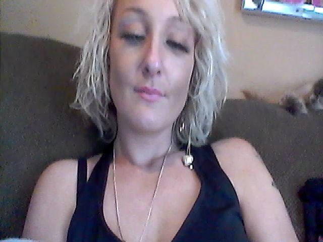 Live sex webcam photo for JasmineMarie1 #270824047