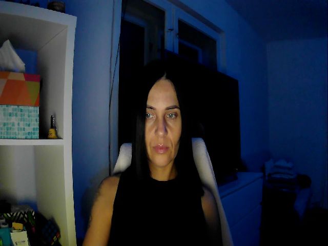 Live sex webcam photo for Beatrice_18 #270826428