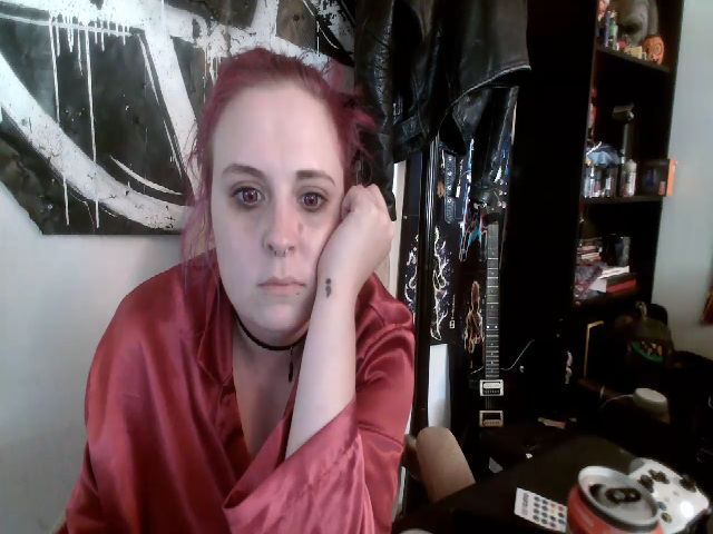 Live sex webcam photo for Weetziebabe #270822025