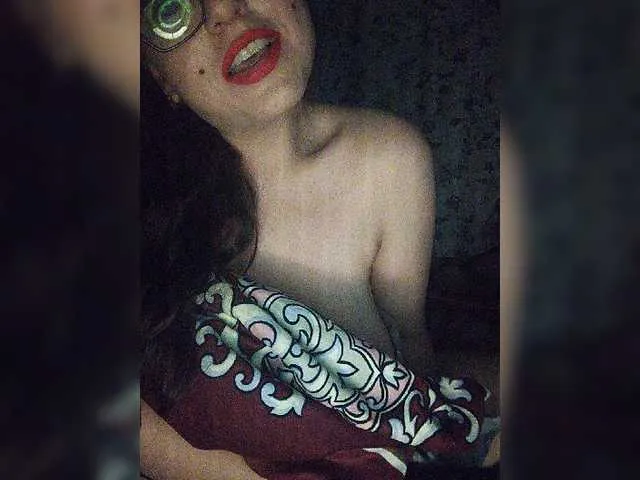 Live sex webcam photo for SatinUrban #270810580