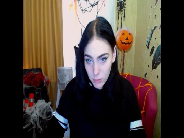 Live sex webcam photo for Lillit_Mars #270814478