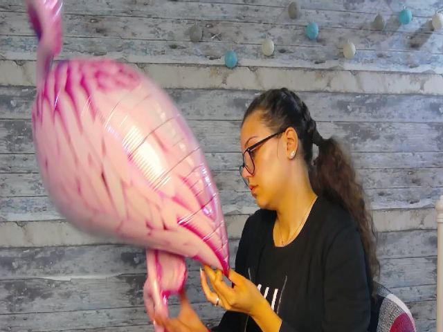 Live sex webcam photo for Leya_ice #270822533