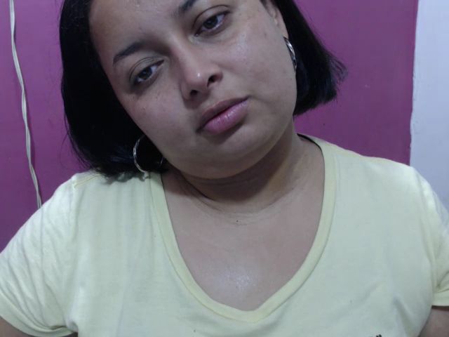 Live sex webcam photo for Sexycarolin22 #270822810