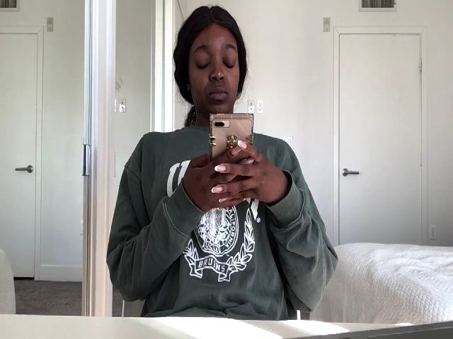 Live sex webcam photo for IsabelHunter #270827239