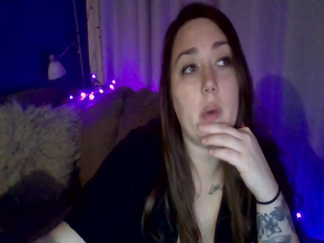 Live sex webcam photo for Raven_Lust #270813942