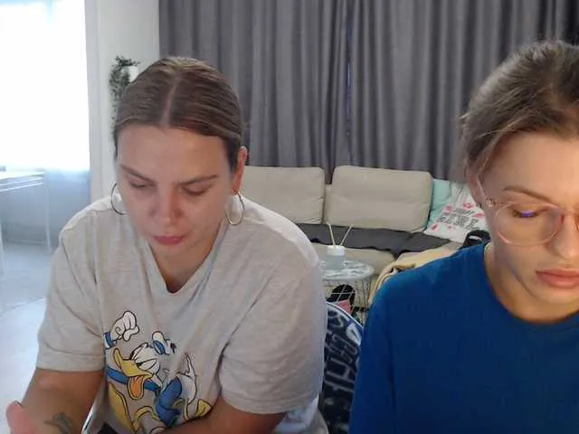 Live sex webcam photo for BugaGirls #270833475