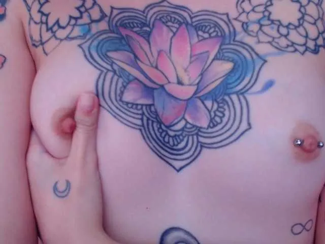 Live sex webcam photo for KaprinaGirrs #270834010