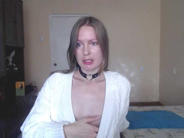 Live sex webcam photo for YourSpell #270842460