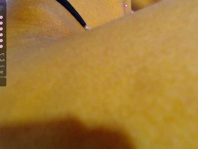 Live sex webcam photo for SammCherry #287929941