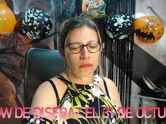 Live sex webcam photo for maturehot-1 #270843248