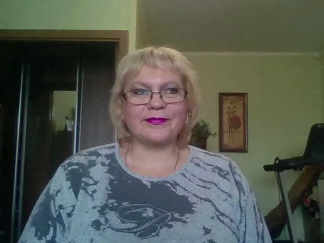 Live sex webcam photo for LOLA88888 #270837901