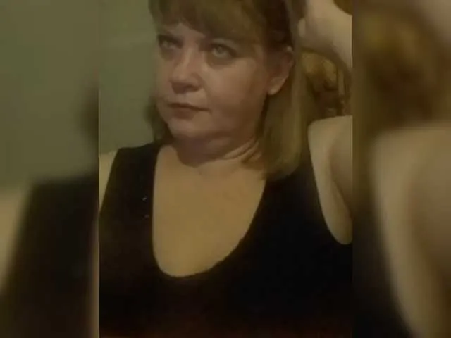 Live sex webcam photo for kayribbons #270828928