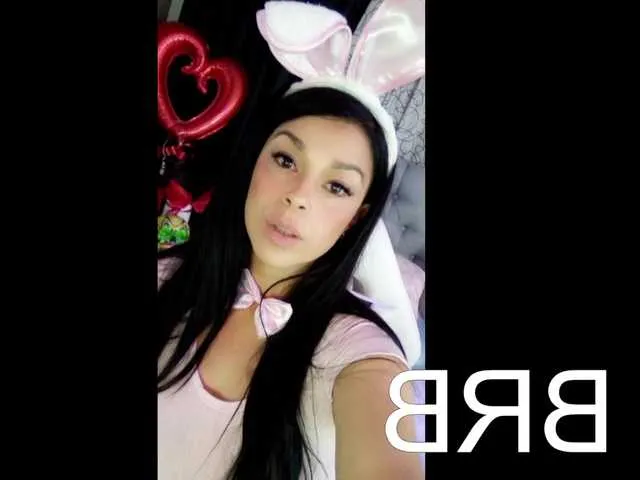 Live sex webcam photo for Katalina-Luv #270834335