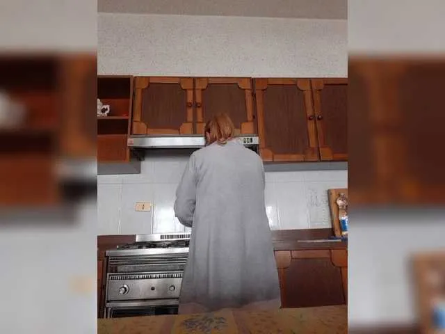 Live sex webcam photo for pussyboom11 #270837538