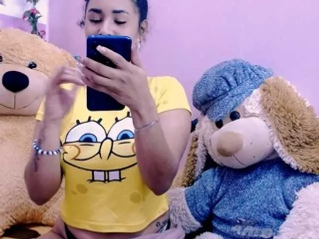 Live sex webcam photo for GlendaHolt #270830112