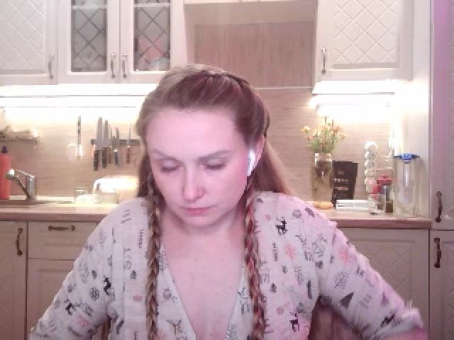 Live sex webcam photo for JaneGrey111 #270840354