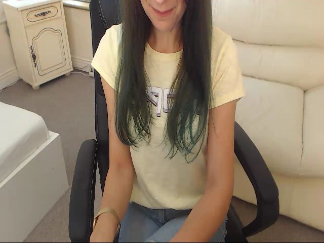 Live sex webcam photo for SexyFantasyBB #270838634