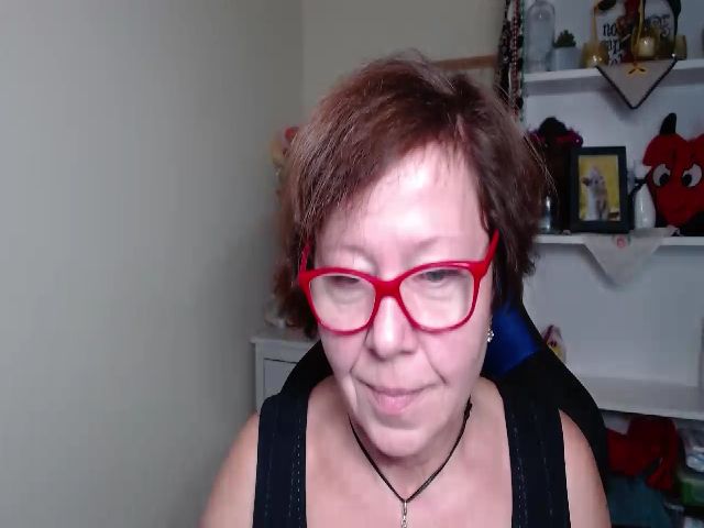 Live sex webcam photo for Adele_69 #270838760
